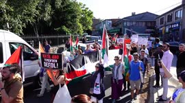 Turkey: Palestinian supporters marched to the US Consulate in Istanbul