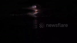 USA: NWS Yorktown Hosts Spectacular 4th of July Fireworks Show at R-3 Pier