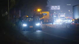 USA: Pasadena Fatal Multi-Car Crash Causes 2 Semis to Leak Oil on Westbound 210 Freeway