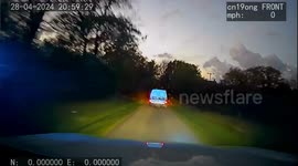UK: Suspect Hurls Fridge at Police in High-Speed Dashcam Drama