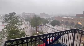 Heavy winds and rains as hurricane Beryl hits Texas , Hurricane Beryl knocks out power as it churns across Texas