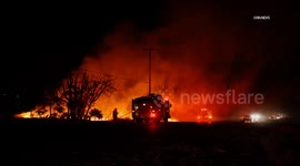 USA: Bakersfield Multiple Grass Fires Erupt on Cottonwood Road