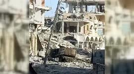 Gaza: Israelis Abandon APC In Rafah Ruins