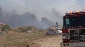 USA: Brush Fire With Structure Threat