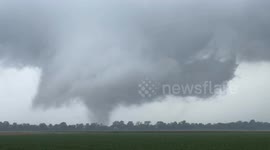 Huge tornado forms as Tropical Storm Beryl moves into Louisiana