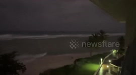 Barbados: Strong Winds In Barbados As Hurricane Approaches / 2