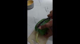 Husband finds papaya fruits inside each other like Russian Dolls