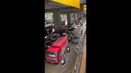 Torrential rain floods Andheri West Metro Station, Mumbai