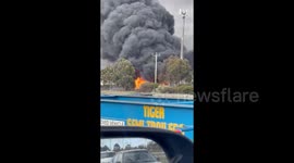 Australia: Chemical Explosion Sparks Factory Fire In Derrimut, Melbourne 3