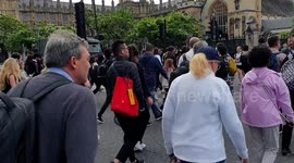 UK: Climate Activists Paint Parliament Square Orange