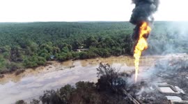 An illegal oil well caught fire in Indonesia and polluted a river, 8 victims, 4 people died and 4 others suffered burns, 2 suspects who owned the illegal well were arrested by the police