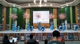 Folk dance resilience: performer bounces back after stage fall