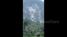 India: Major Landslide Disrupts National Highway in Chamoli