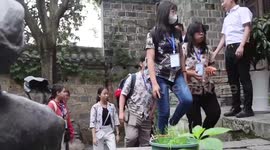 Indonesian students relish intangible cultural heritage in China