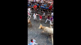 Pamplona's San Fermin festival kicks off with thrilling encierro