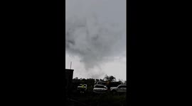 Tornado hits Uniontown, Kentucky