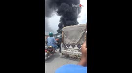 Open-air market in Islamabad, Pakistan catches intense fire