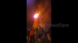 UK: Twelfth Of July 2024 – ‘World Record’ Eleventh Night Bonfire Lit In Larne 2