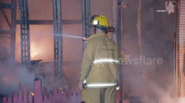 USA: Griffith Park and Southern Railroad Fire