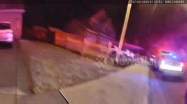 USA: Redmond Officers Save Sleeping Residents from Blaze, Extinguish Fire Caused by Fireworks