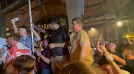 England fans singing 10 in Berlin