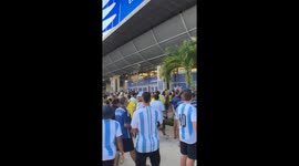 Fans rush security gates ahead of Copa America 2024 final between Argentina and Colombia