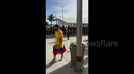 USA: Fans Stream Into Stadium After Gates Breached at Copa America Final
