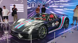 China: Porsche Hybrid Supercar 918 Spyder