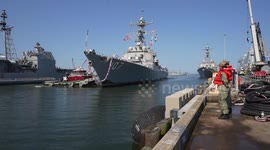USA: USS Gravely Crew Welcomed Home with Heartfelt Embrace at Naval Station Norfolk
