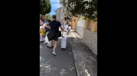 6-year reunion: emotional return from Australia to Italy