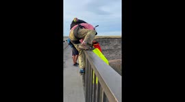 guy jumps off idaho bridge pulls a parachute, disconnects then pulls another