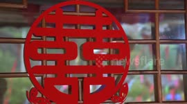 Mexican YouTubers in Guilin: Enjoy a sweet ethnic Miao wedding