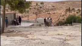 Palestine: Palestine: Israeli Settlers Attack Palestinian Family South of al-Khalil