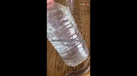 'DIY Quick Salt' - Woman's fun experiment uncovers how much salt is in ocean water