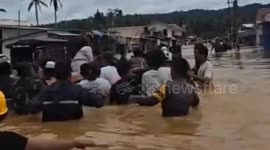 Massive Floods Hit North Maluku Province in Indonesia, Hundreds of Houses Submerged in Floods, Thousands of Residents Forced to Be Evacuated, Floods Also Damaged Vehicles and Residential Settlements
