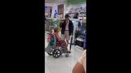 Pensioner sings to his wife on supermarket karaoke machine in heartwarming scene