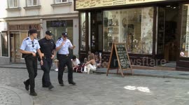 Chinese tourists thrilled at presence of Chinese police in Zagreb