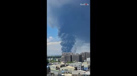 Tainan, Taiwan: INSANE fireball launched into the sky following big explosion at acrylic factory