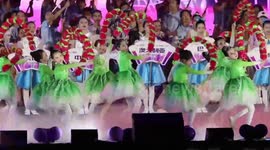 Int'l youngsters revel in art exchanges in north China