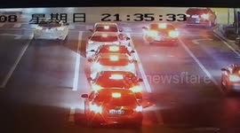Driver 'falls asleep' while waiting at traffic lights