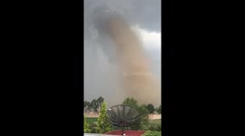 Mini tornado en Toluca, México
