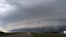 Stunning shelf cloud in Kansas, USA
