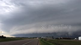 Stunning shelf cloud in Kansas, USA