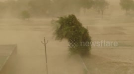 Huge storm hits Bhadohi, India