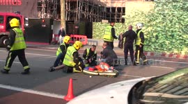 Police and Emergency Ambulance arrive at the crash site on Albert Embankment