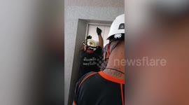 Teachers and pupils trapped inside school elevator rescued