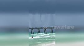USA: Rare Waterspout Spotted off Panama City Beach, FL, Captured in Stunning Video