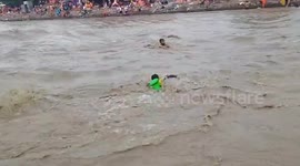 SDRF rescues four pilgrims from rapid river currents in northern India