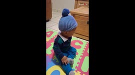 Mom captures baby boy's HILARIOUS reaction to tasting lemon for the first time