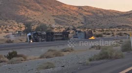 US: Drivers Stranded Between LA And Las Vegas As I-15 Closed Due To Fiery Semi-Truck Crash 4